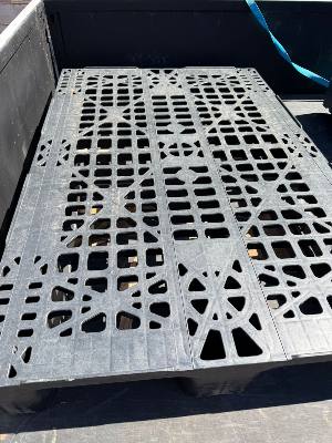 PALLET DE PLASTICOS